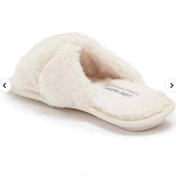 2-piece STEVE MADDEN Oversized Buffalo Plaid Scarf With Slippers Lavender | L - Picture 5 of 5